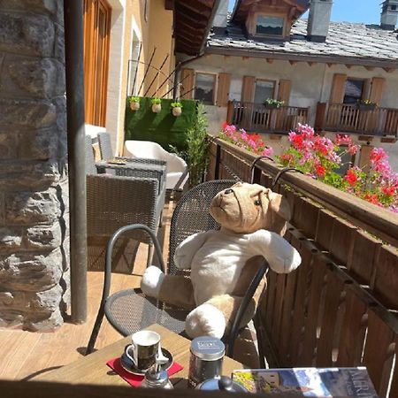Maison Julie-Lungo La Via Francigena Etroubles Ngoại thất bức ảnh