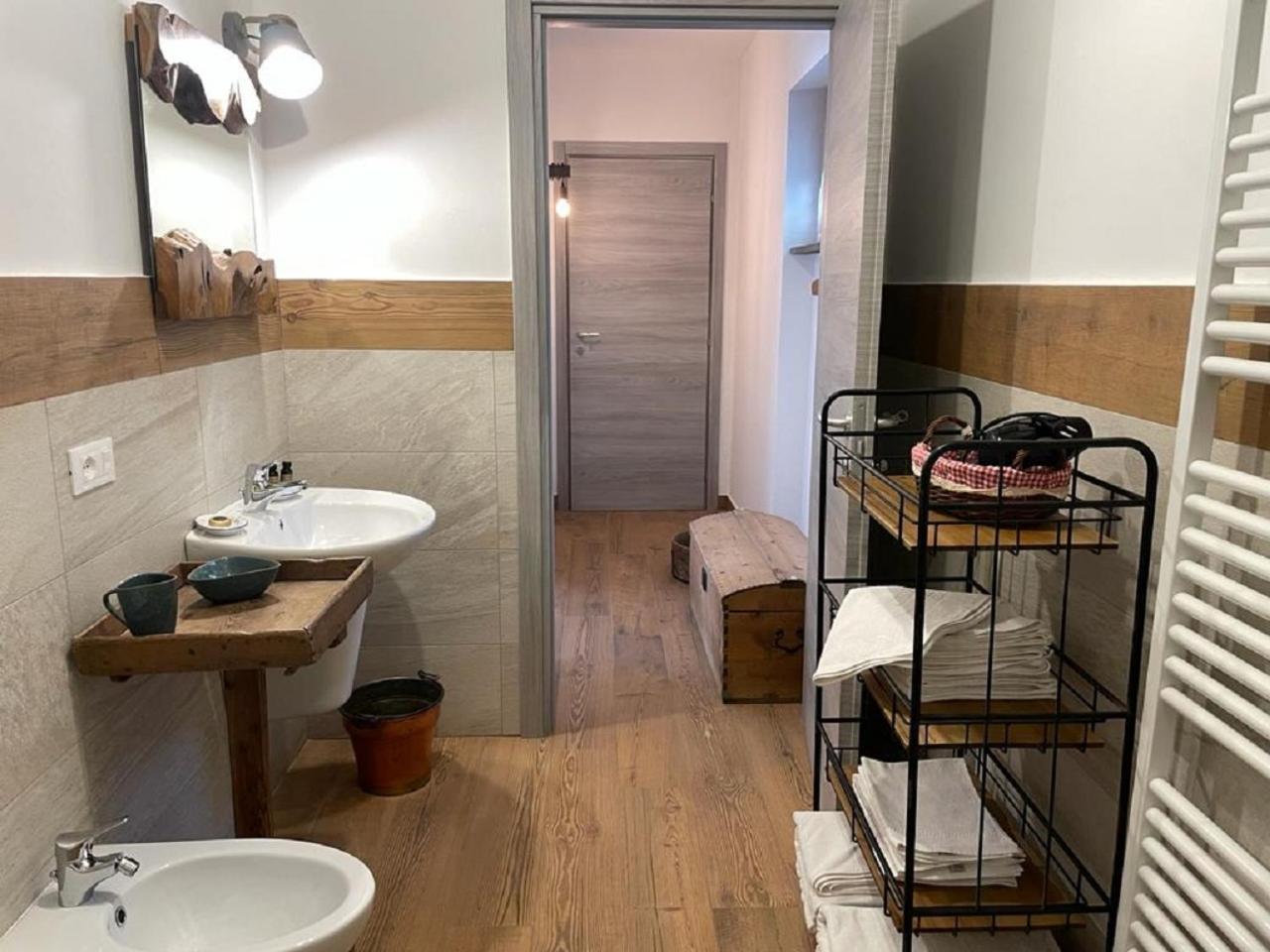 Maison Julie-Lungo La Via Francigena Etroubles Ngoại thất bức ảnh