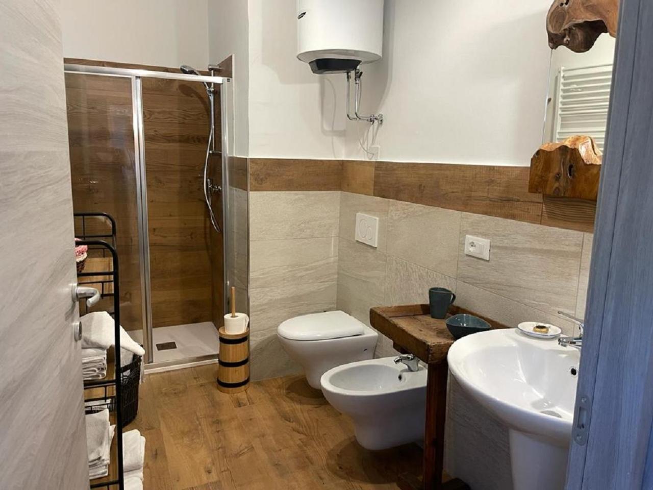 Maison Julie-Lungo La Via Francigena Etroubles Ngoại thất bức ảnh