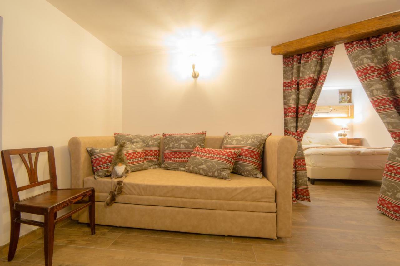 Maison Julie-Lungo La Via Francigena Etroubles Ngoại thất bức ảnh