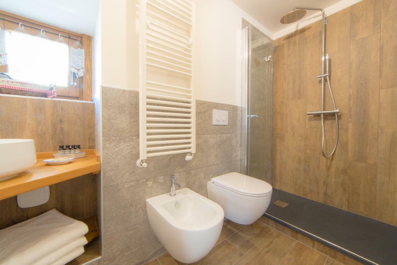 Maison Julie-Lungo La Via Francigena Etroubles Ngoại thất bức ảnh