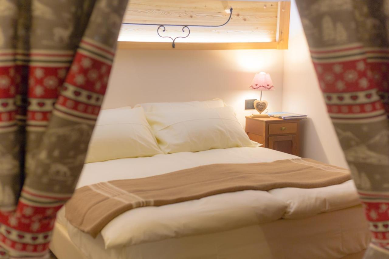 Maison Julie-Lungo La Via Francigena Etroubles Ngoại thất bức ảnh