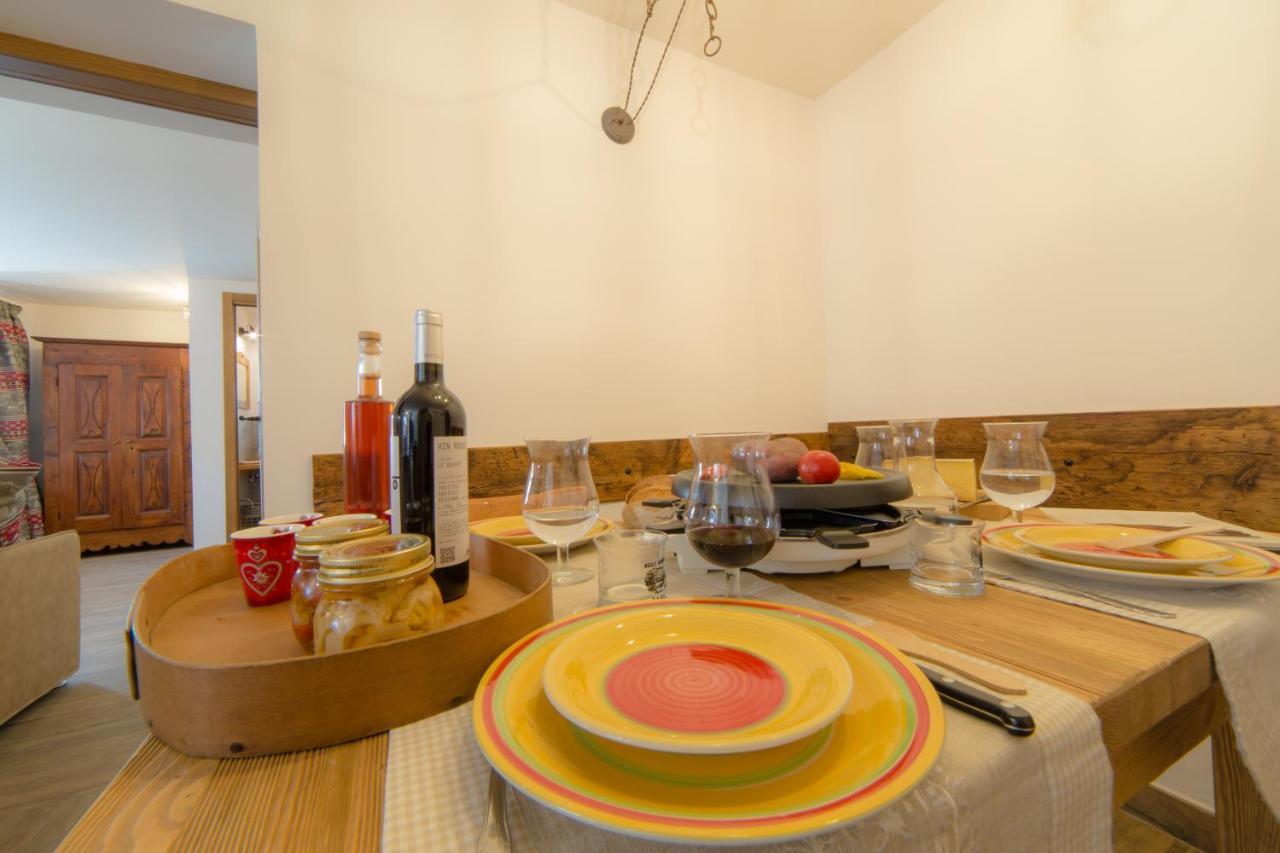 Maison Julie-Lungo La Via Francigena Etroubles Ngoại thất bức ảnh